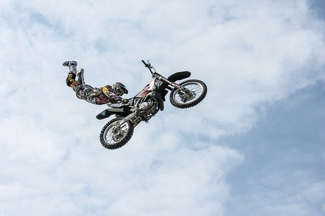 Lidé a motorky