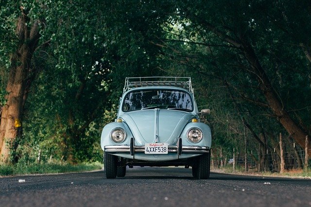 Automobily dříve a dnes